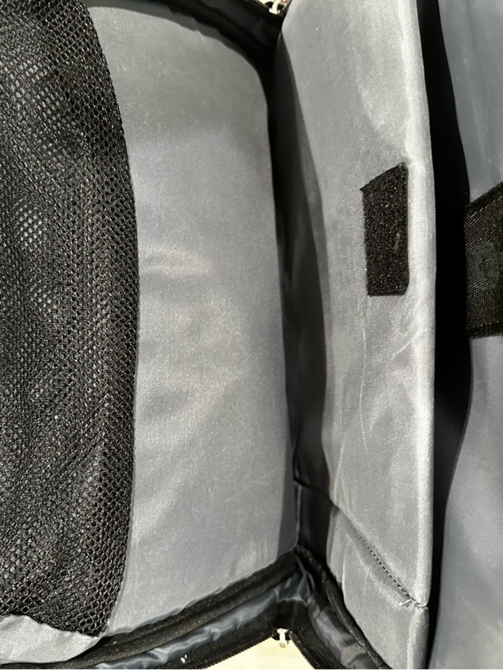 SwissGear Black and Gray Laptop Backpack - Durable Men’s Travel Bag/ Preowned - Picture 7 of 9